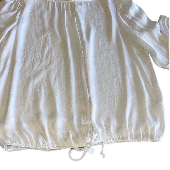 Naked Zebra Women’s White Semi-Sheer Tie Waist & Sleeves Blouse Size Medium - Picture 4 of 7